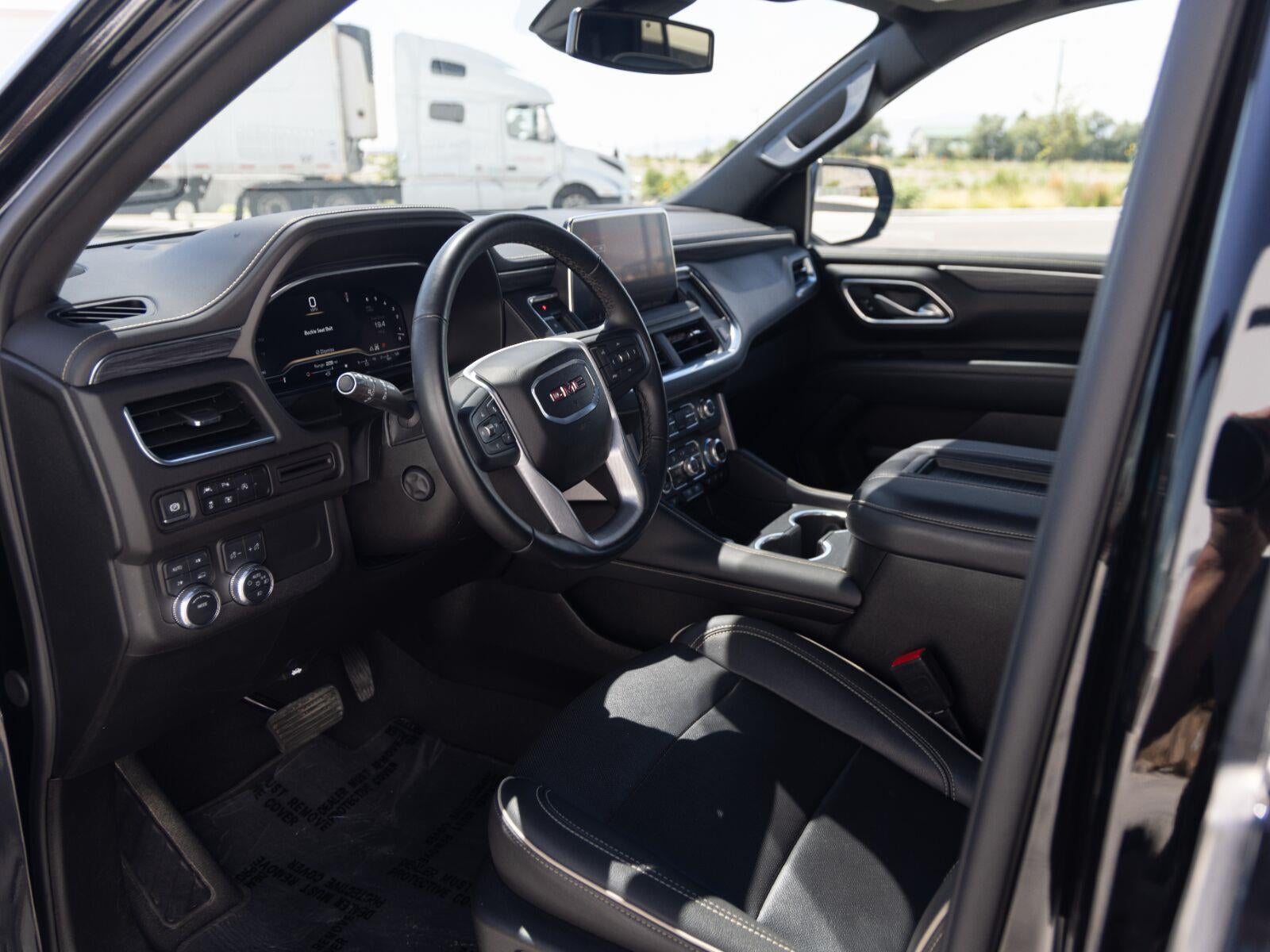 2024 GMC Yukon SLT