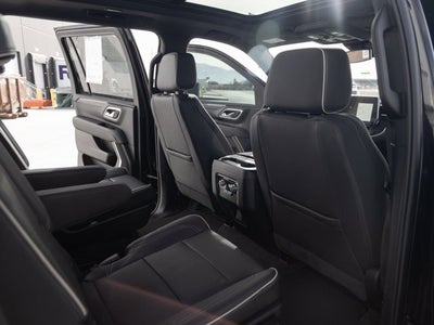 2024 GMC Yukon XL SLT