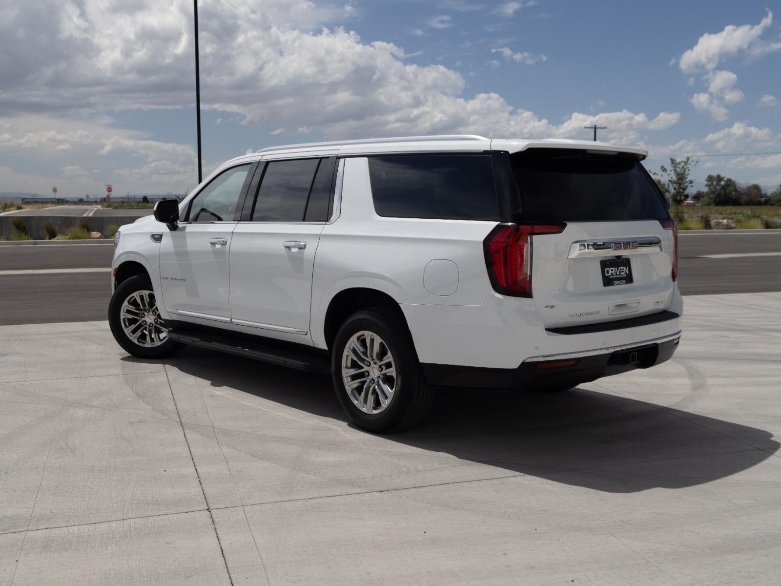 2021 GMC Yukon XL SLT
