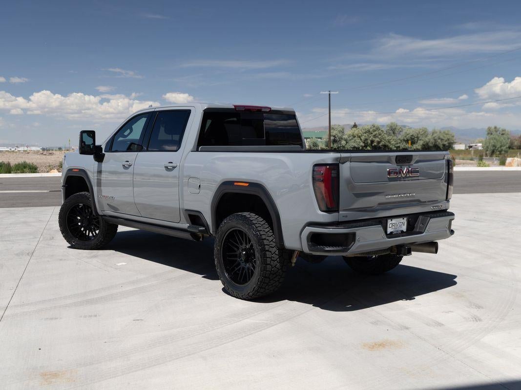 2024 GMC Sierra 2500HD AT4