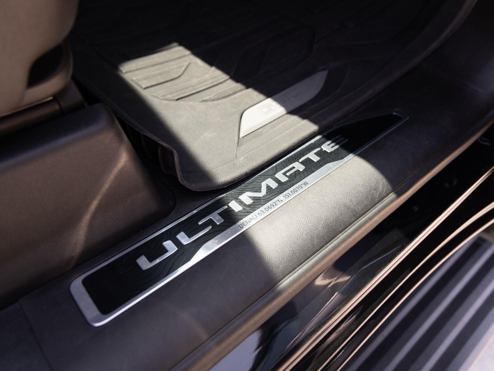 2024 GMC Sierra 3500HD Denali Ultimate