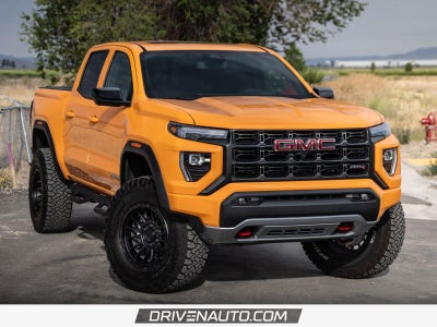 2025 GMC Canyon 4WD AT4