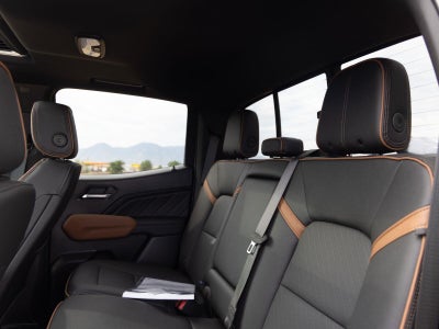 2025 GMC Canyon 4WD AT4