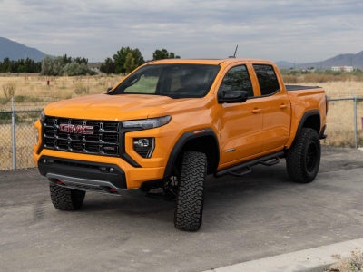 2025 GMC Canyon 4WD AT4