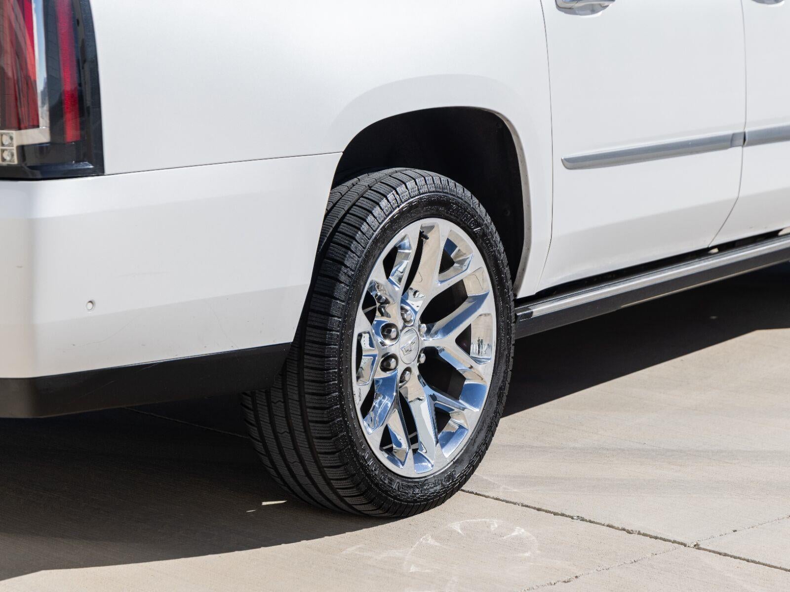 2020 Cadillac Escalade ESV Premium Luxury