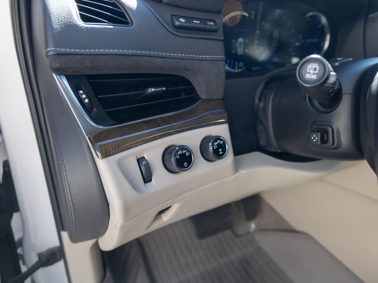2020 Cadillac Escalade ESV Premium Luxury