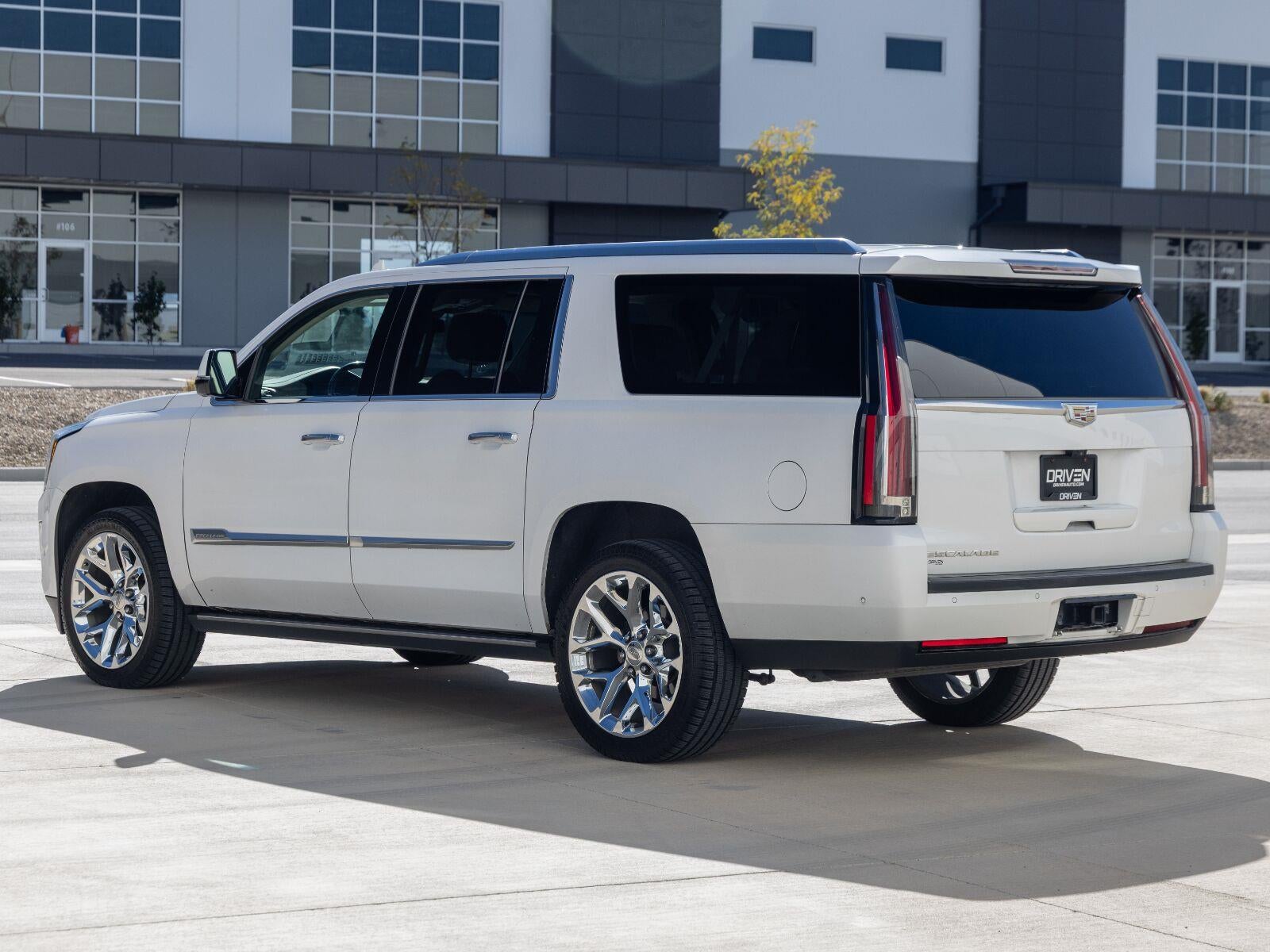2020 Cadillac Escalade ESV Premium Luxury
