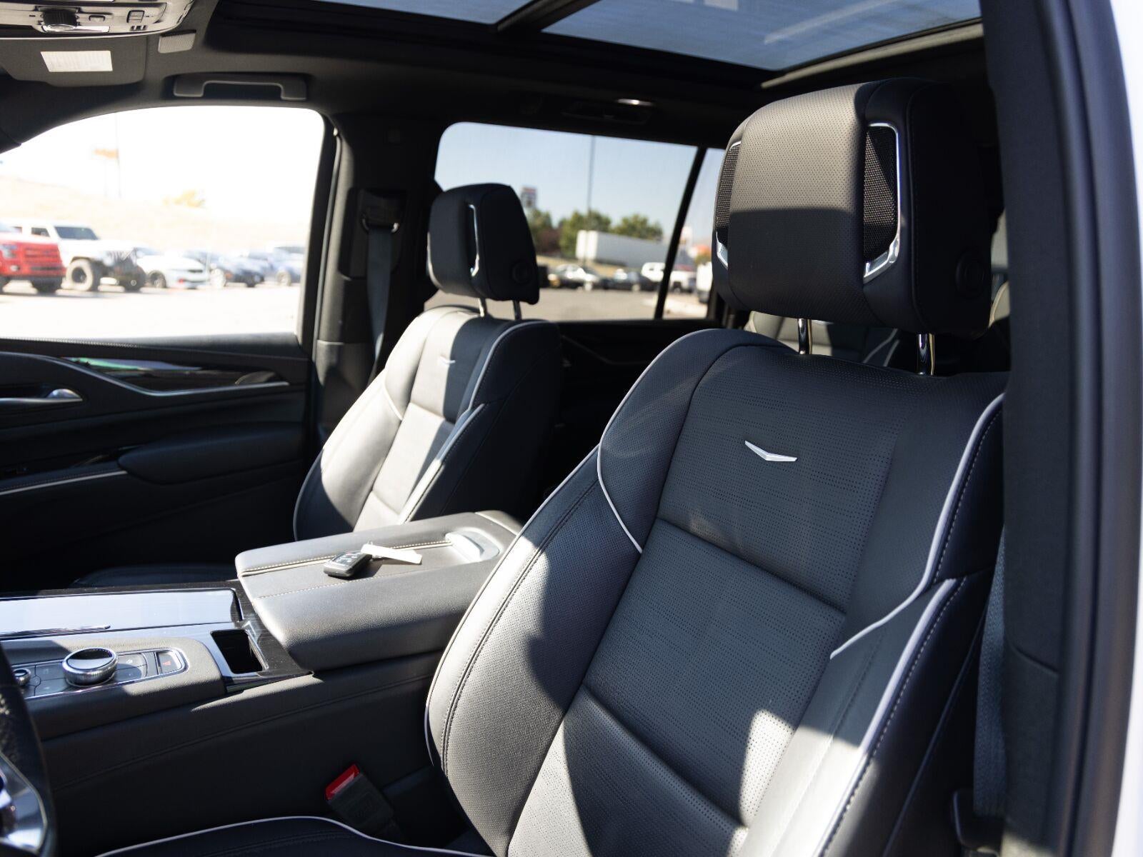 2024 Cadillac Escalade ESV 4WD Sport