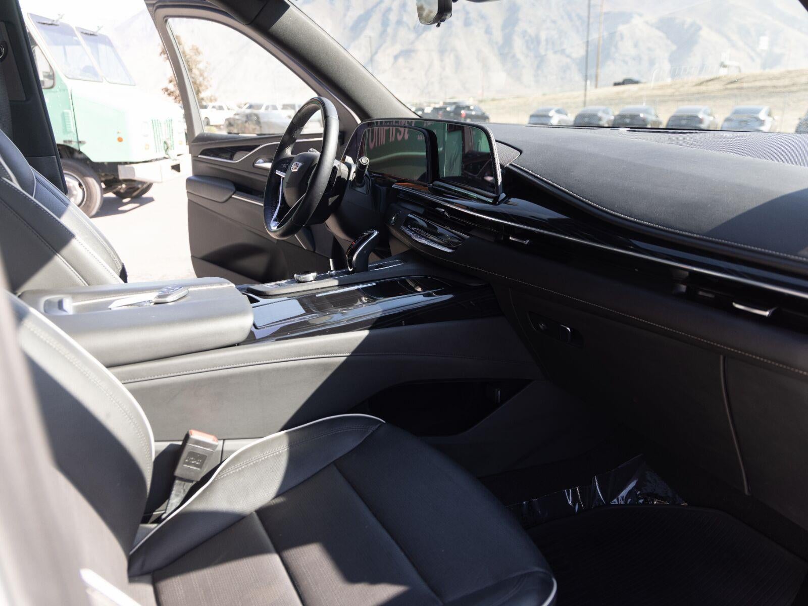 2024 Cadillac Escalade ESV 4WD Sport