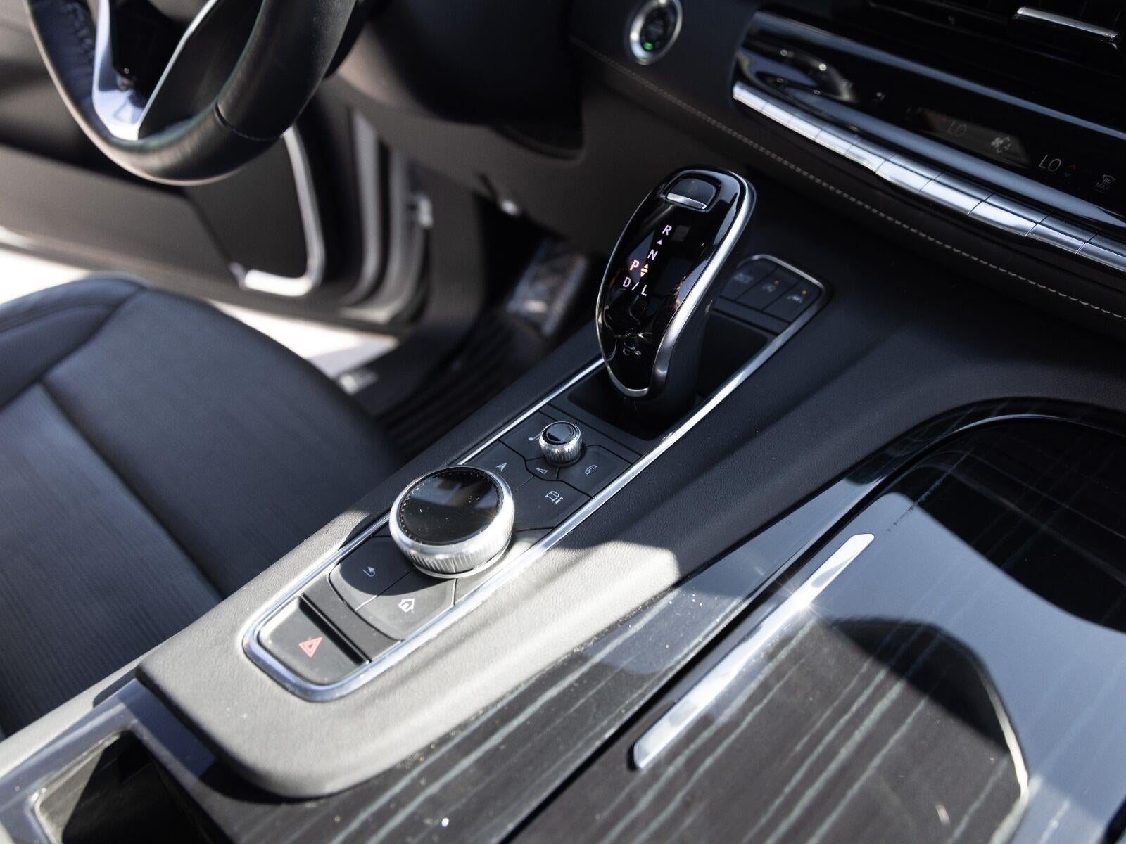 2024 Cadillac Escalade ESV 4WD Sport