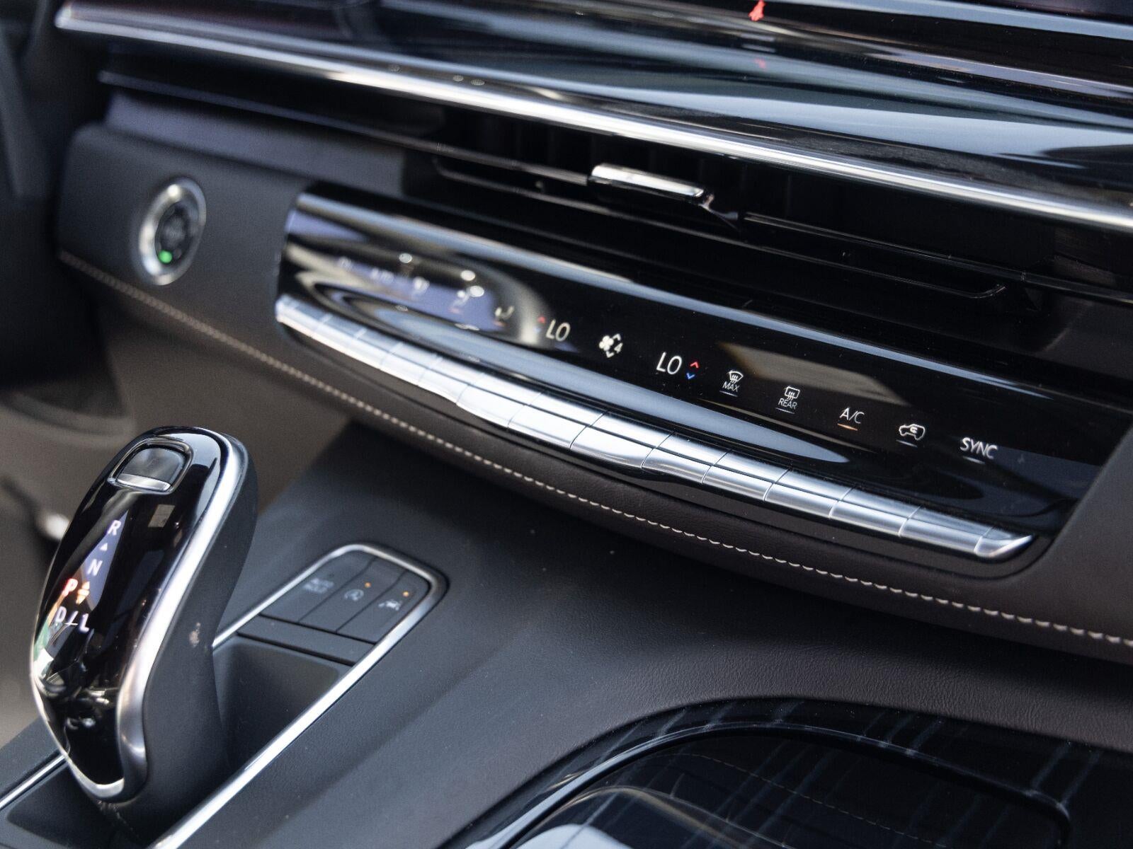 2024 Cadillac Escalade ESV 4WD Sport