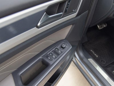 2021 Volkswagen Atlas 3.6L V6 SEL Premium R-Line