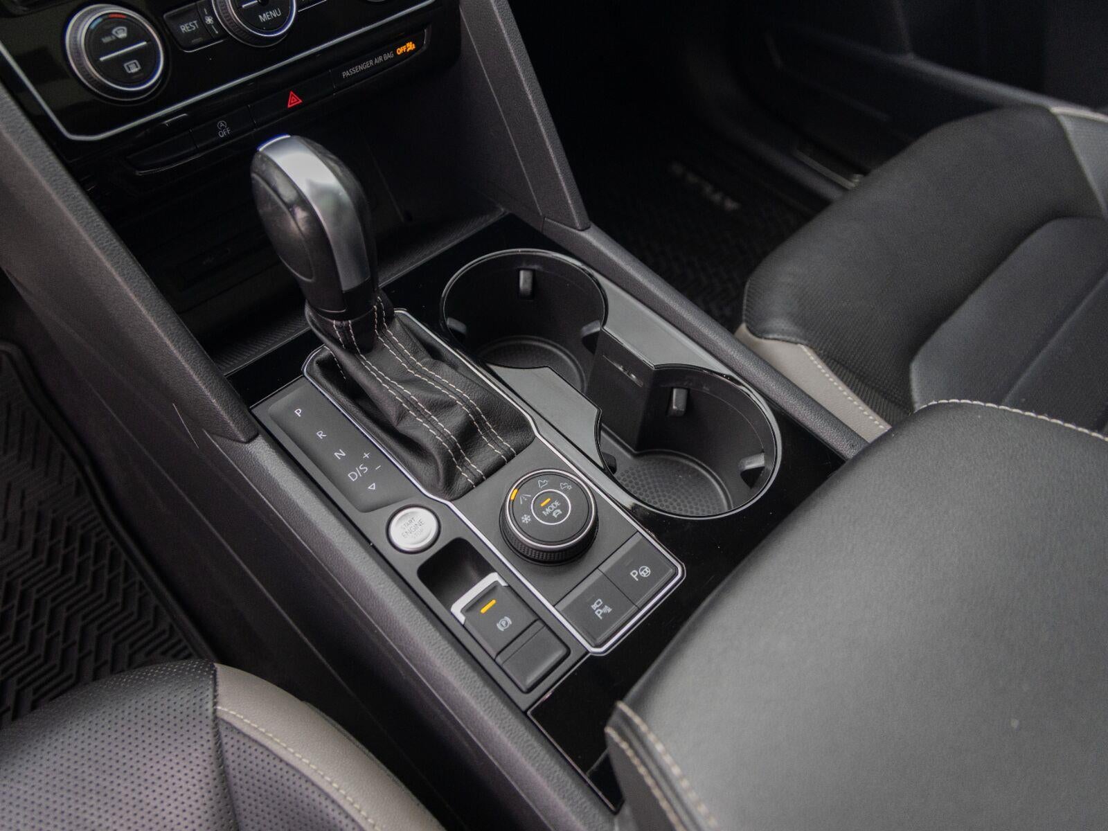 2021 Volkswagen Atlas 3.6L V6 SEL Premium R-Line