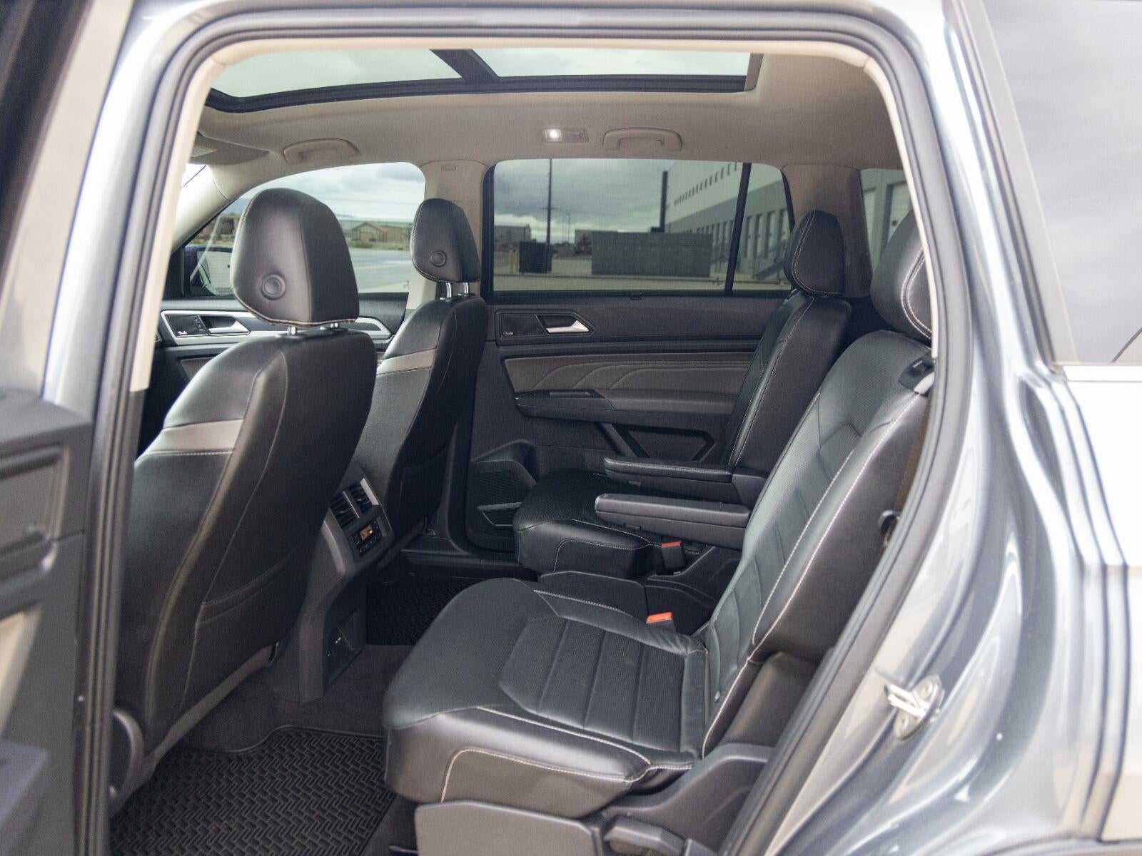2021 Volkswagen Atlas 3.6L V6 SEL Premium R-Line