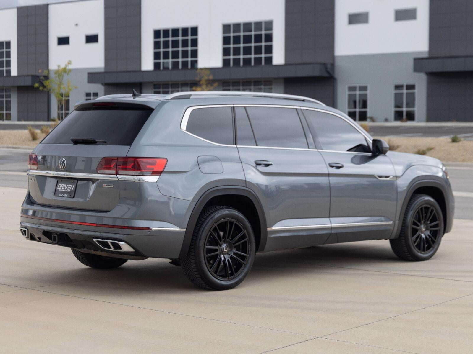 2021 Volkswagen Atlas 3.6L V6 SEL Premium R-Line
