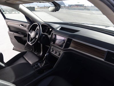 2021 Volkswagen Atlas 3.6L V6 SE w/Technology