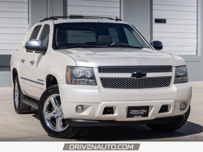 2011 Chevrolet Avalanche LTZ