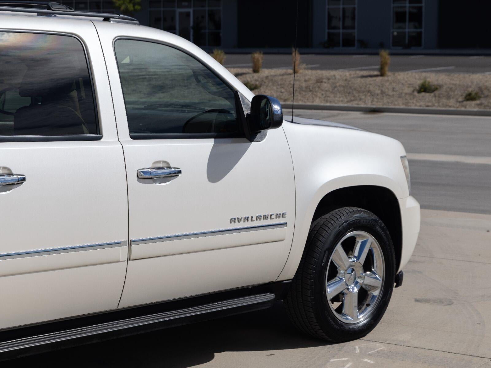 2011 Chevrolet Avalanche LTZ