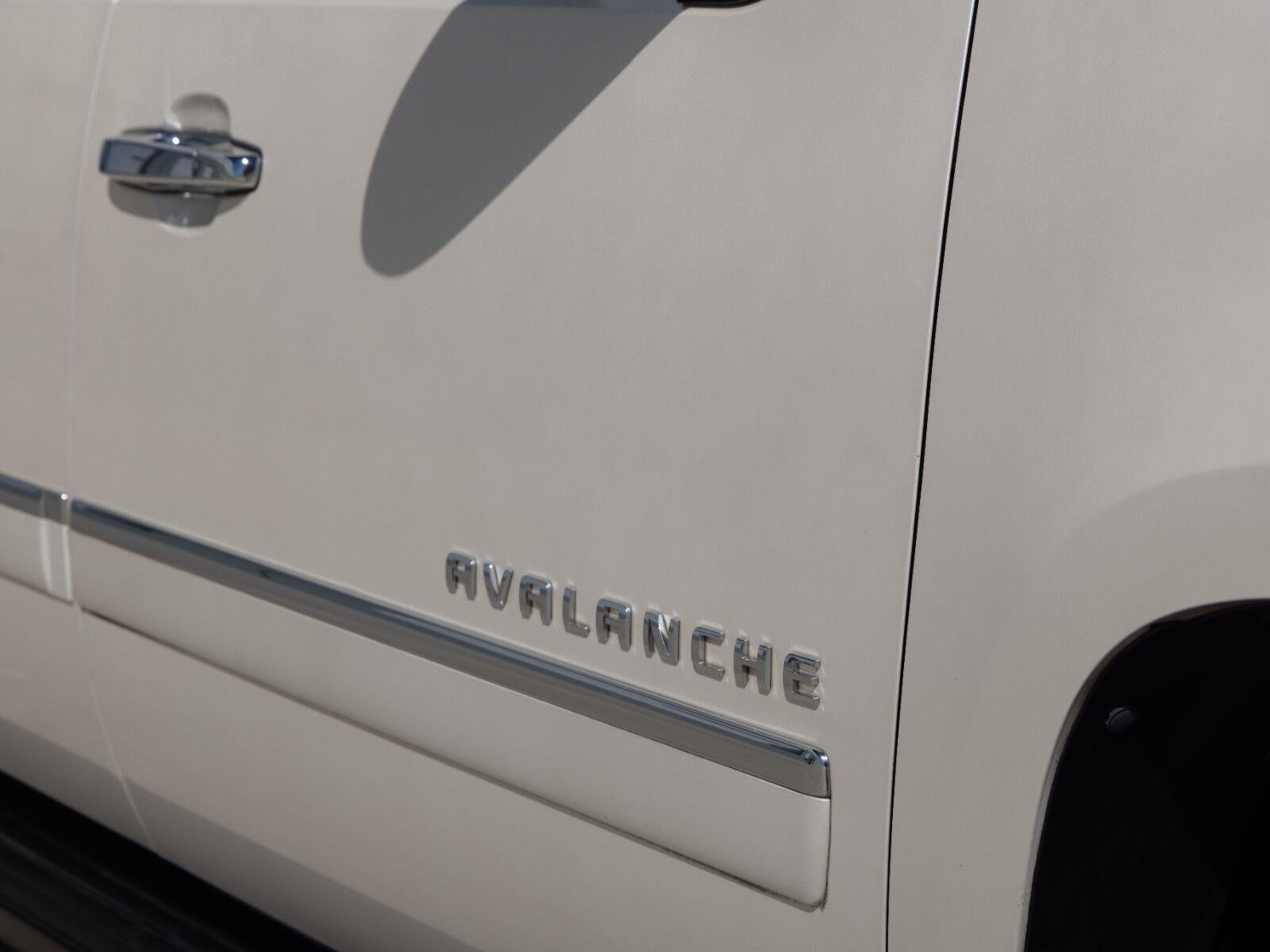 2011 Chevrolet Avalanche LTZ