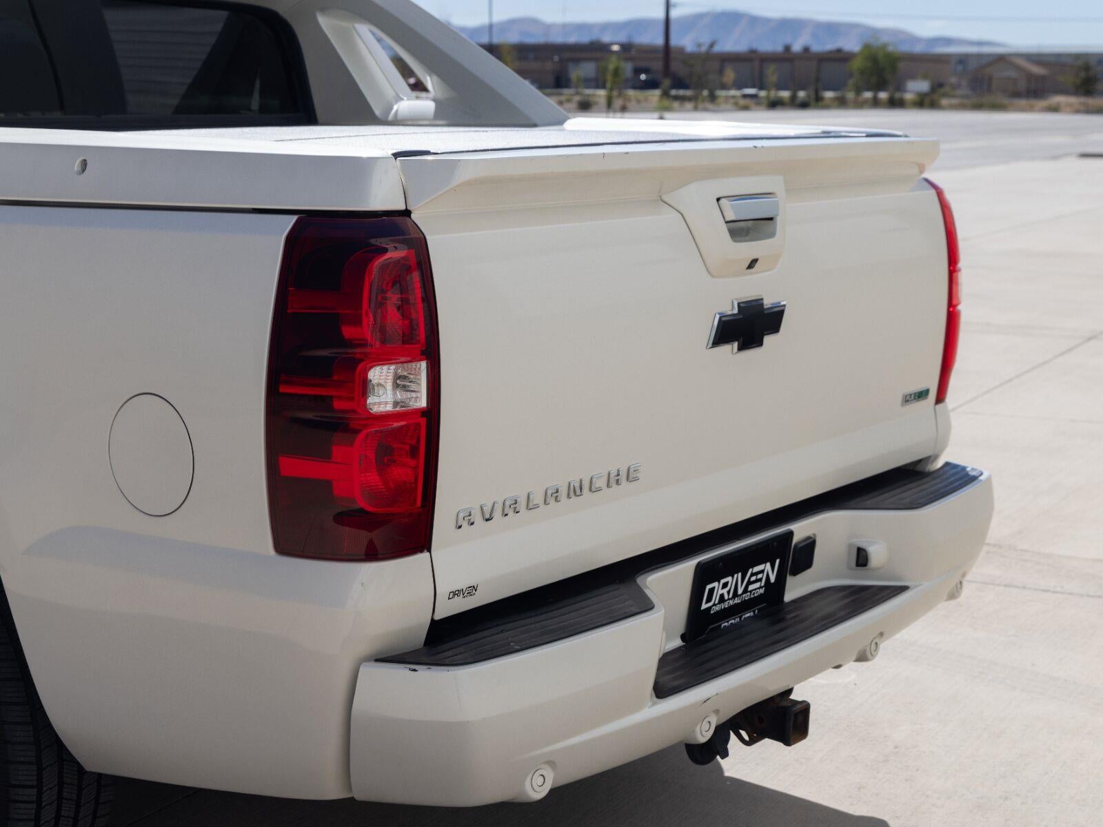 2011 Chevrolet Avalanche LTZ