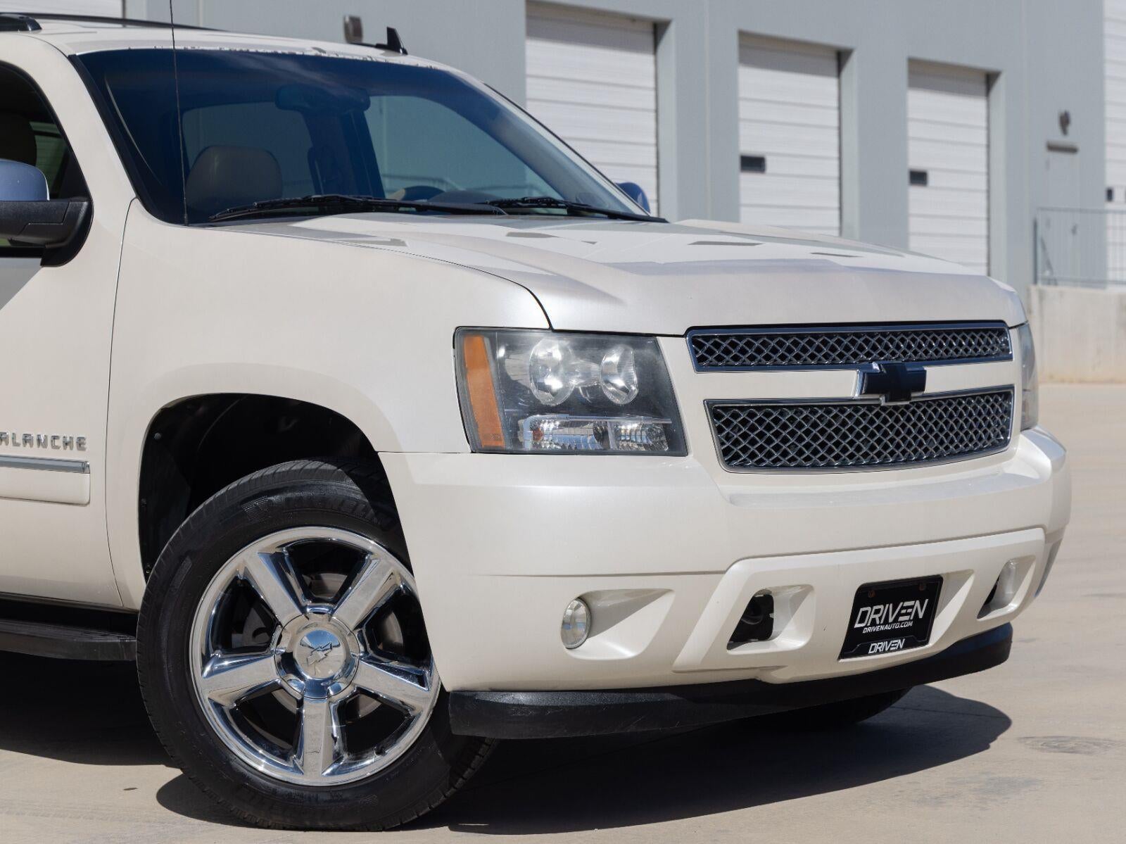 2011 Chevrolet Avalanche LTZ