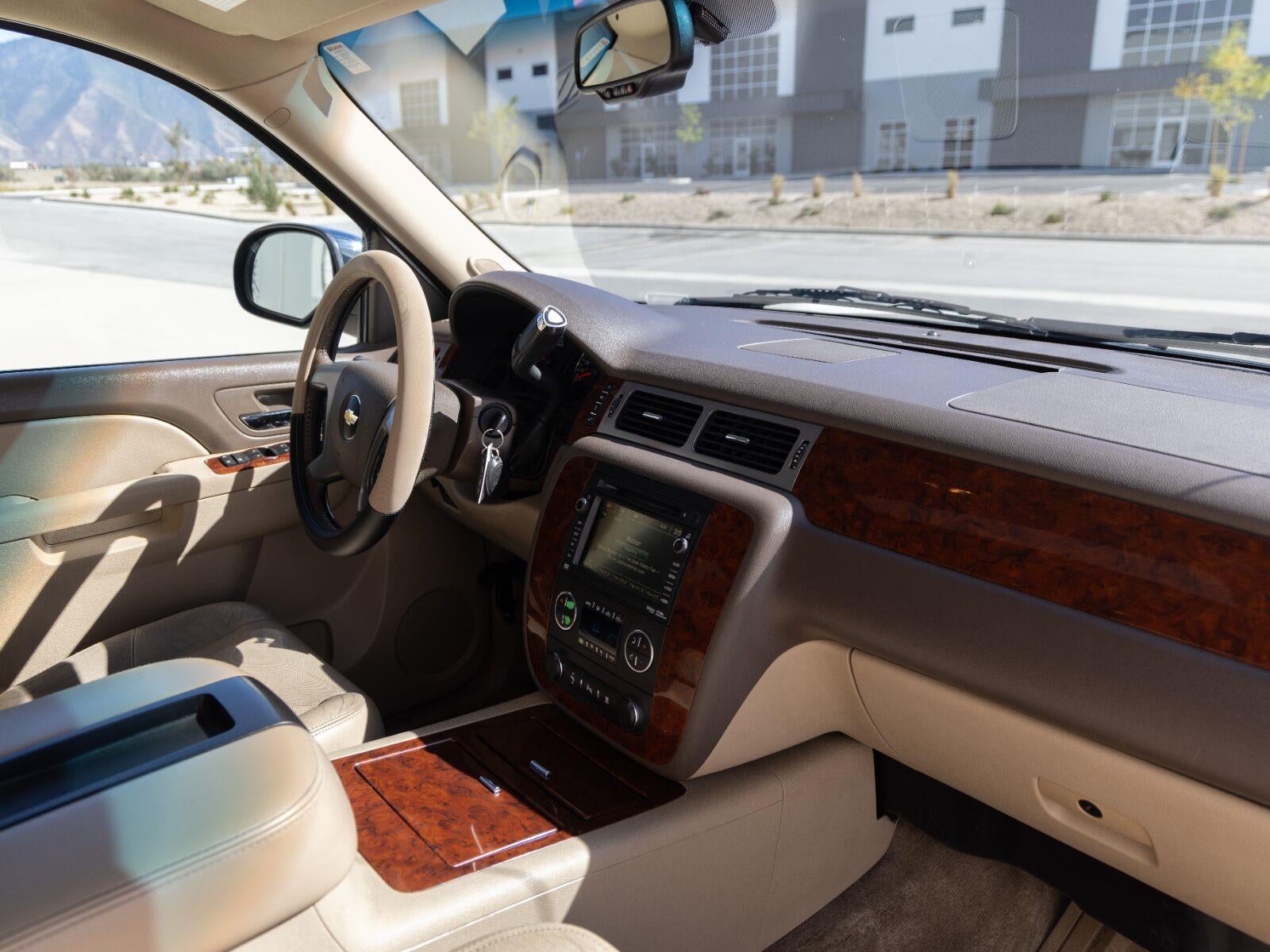 2011 Chevrolet Avalanche LTZ