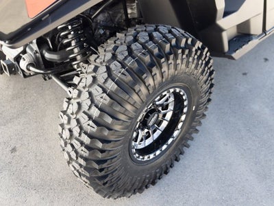 2026 Can-Am Defender MAX Limited HD11