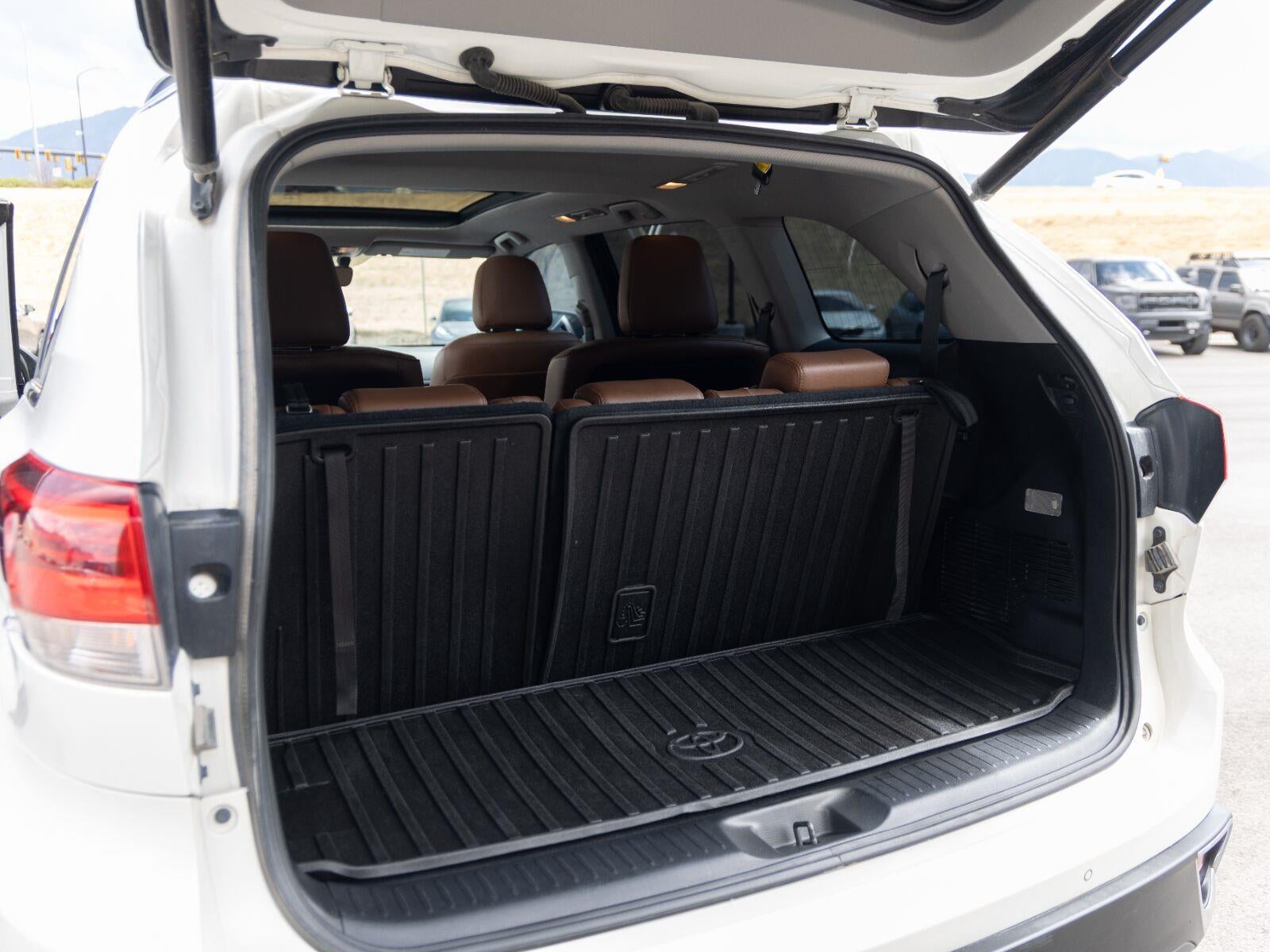 2017 Toyota Highlander Hybrid Limited Platinum