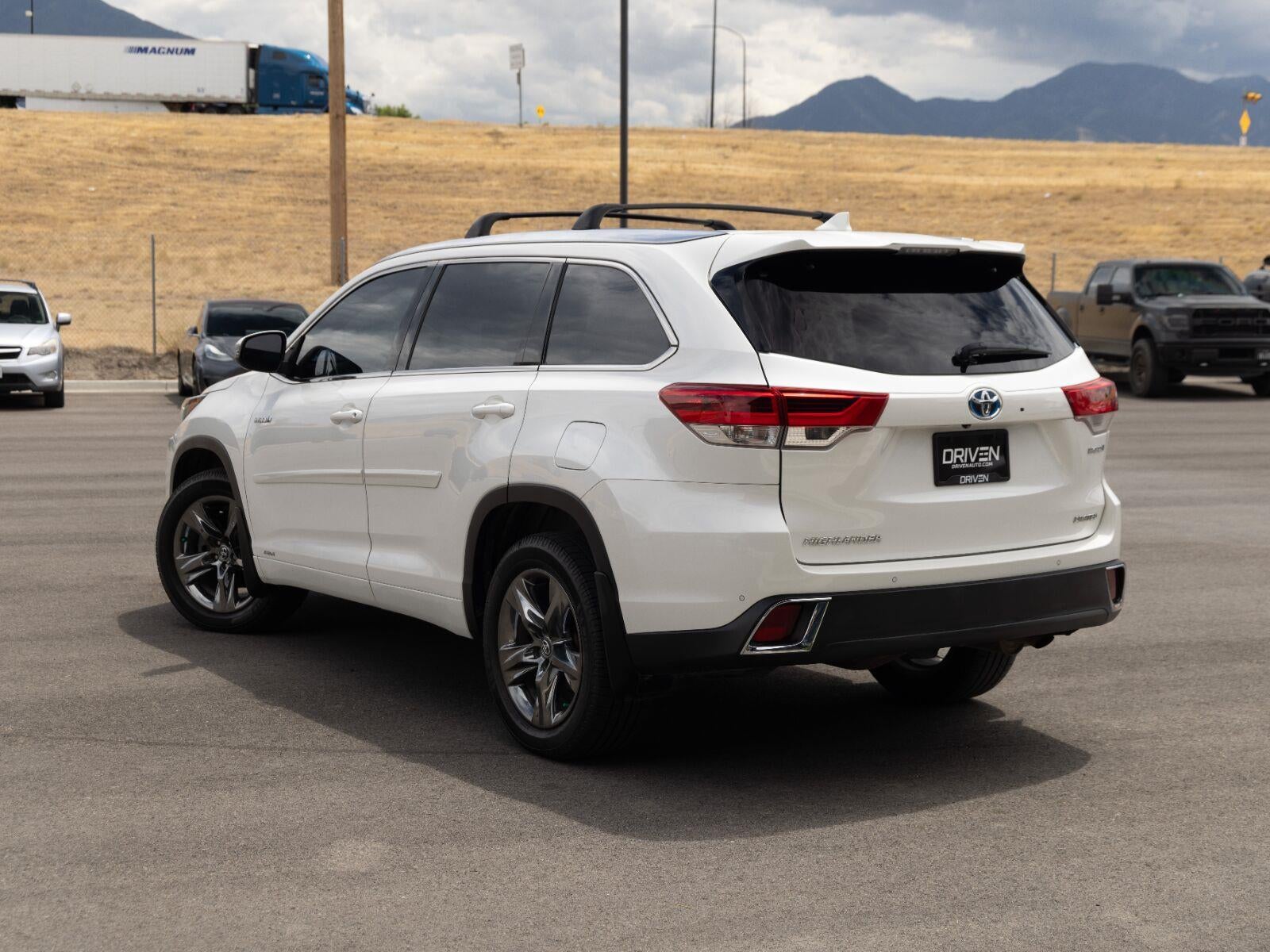 2017 Toyota Highlander Hybrid Limited Platinum