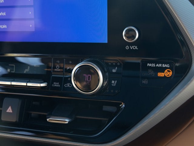 2024 Toyota Highlander Hybrid Platinum