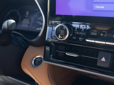 2024 Toyota Highlander Hybrid Platinum