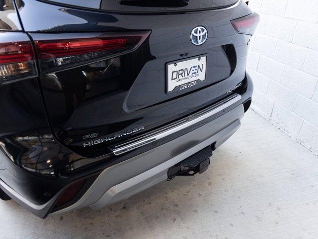 2024 Toyota Highlander Hybrid Platinum