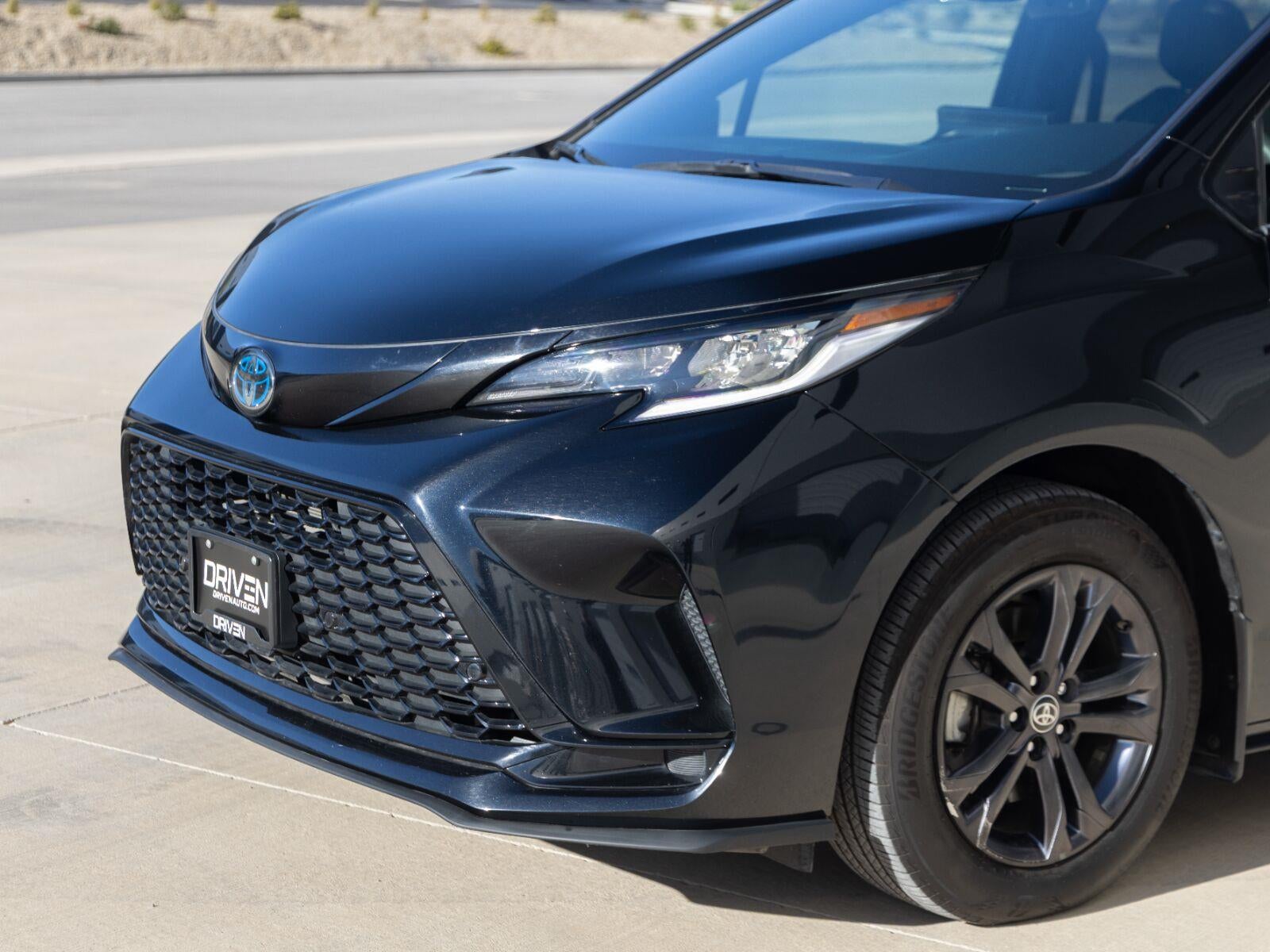 2025 Toyota Sienna XSE 7-Passenger