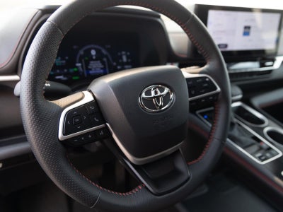 2025 Toyota Sienna XSE 7-Passenger