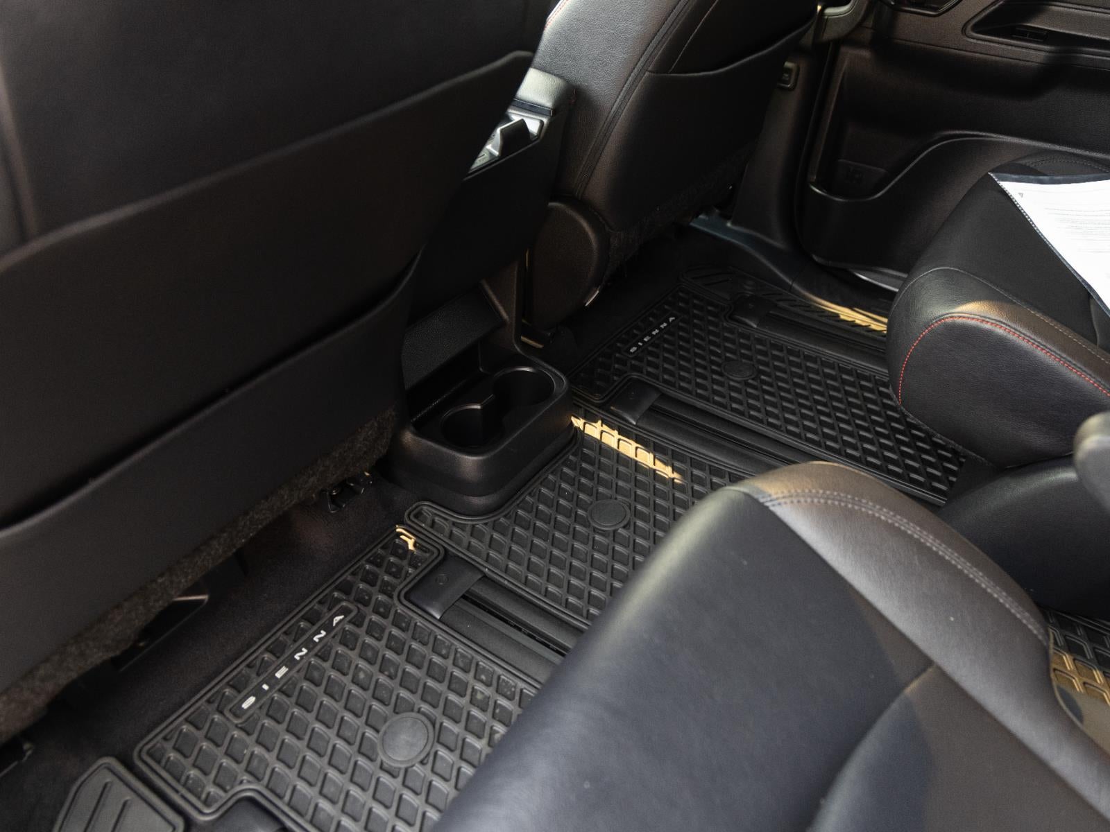 2025 Toyota Sienna XSE 7-Passenger