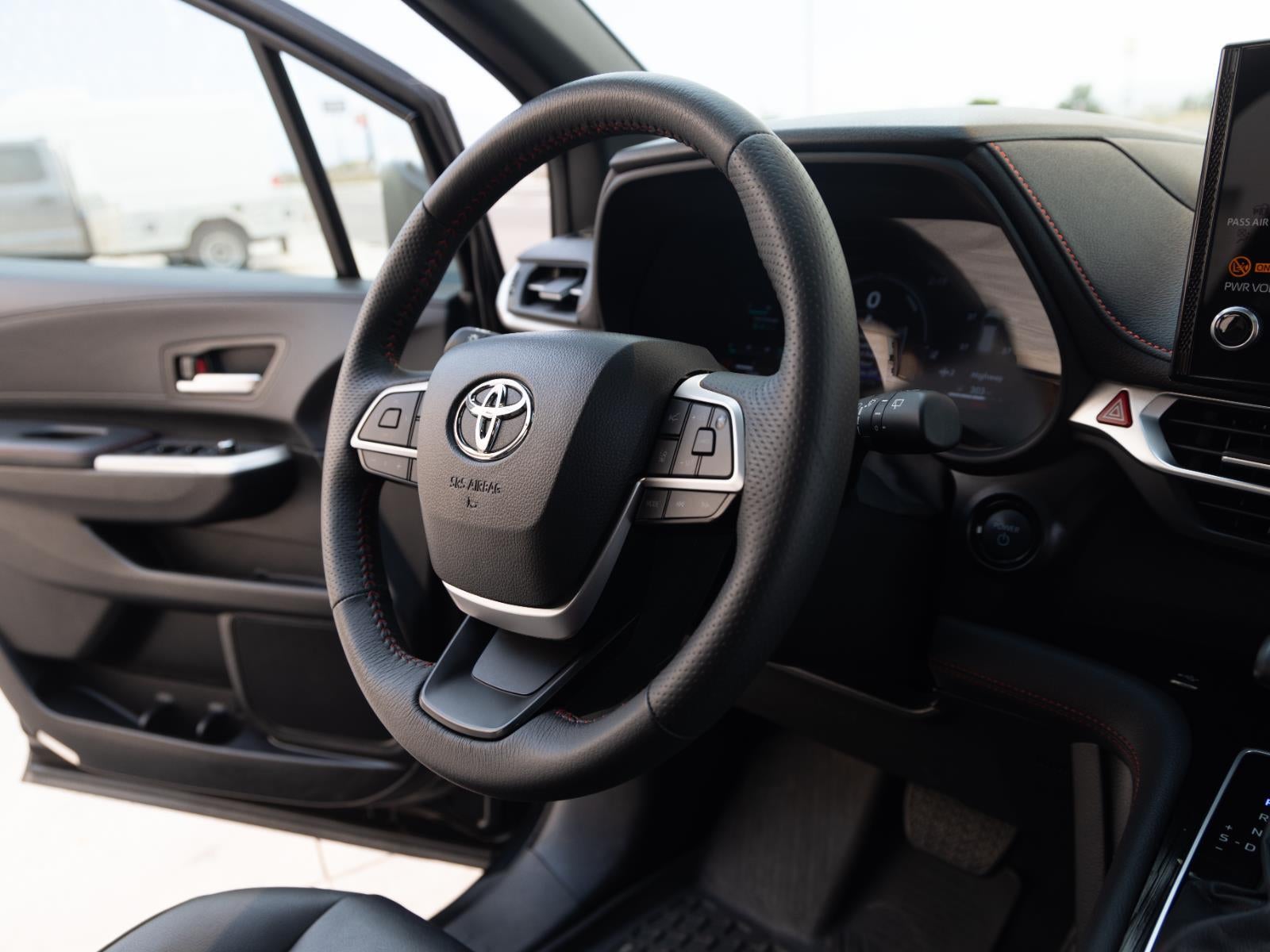 2025 Toyota Sienna XSE 7-Passenger