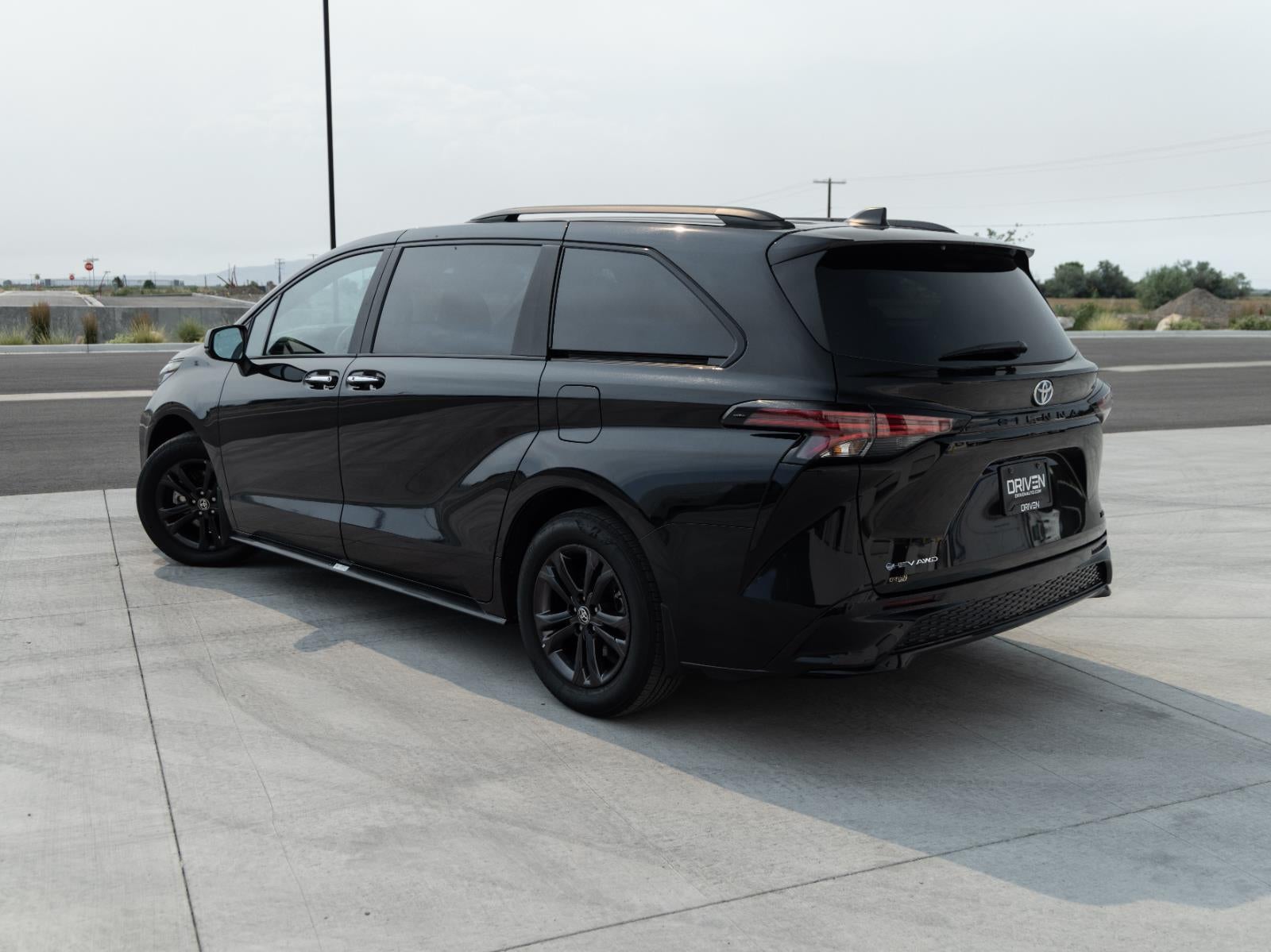 2025 Toyota Sienna XSE 7-Passenger