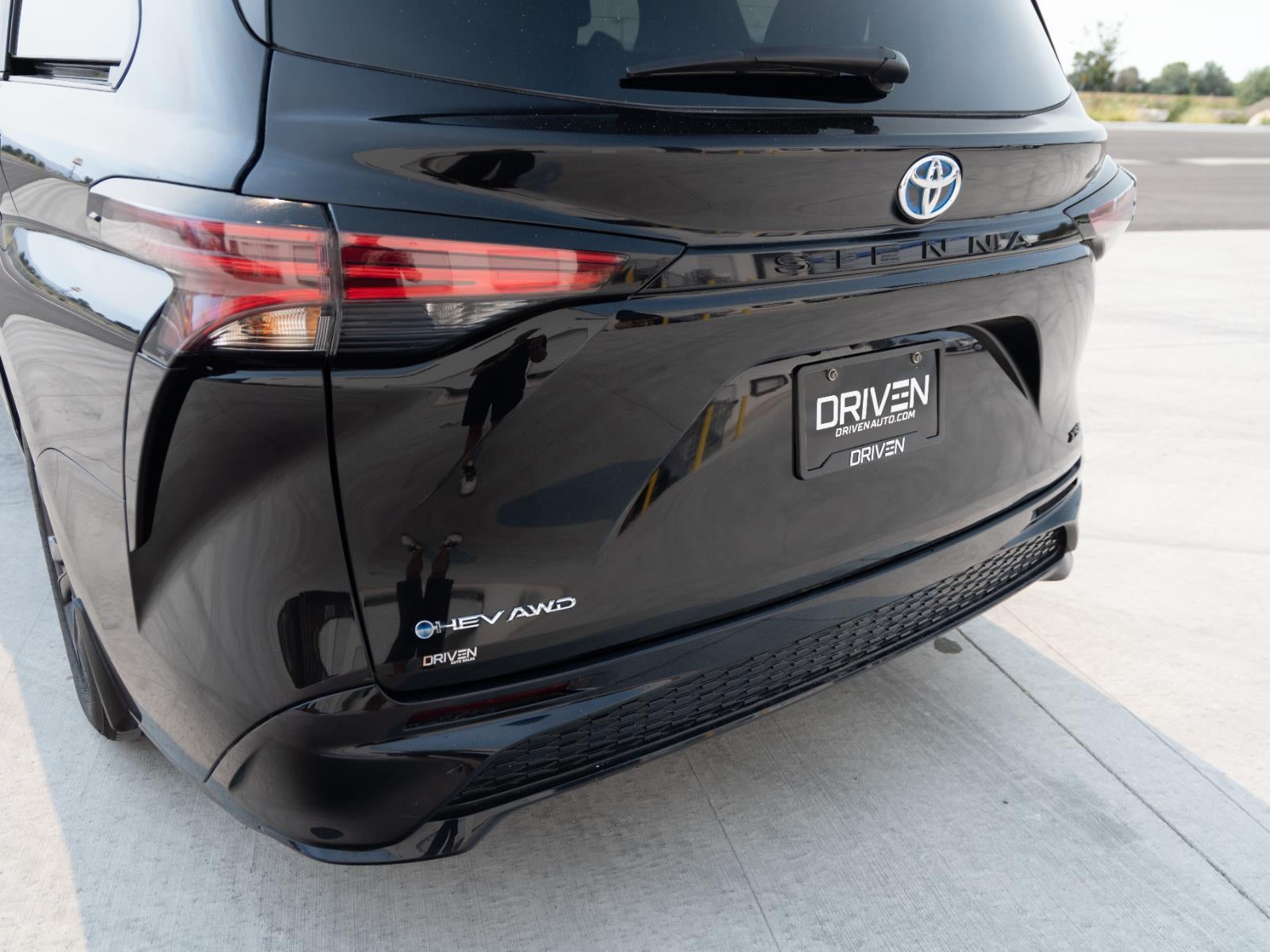 2025 Toyota Sienna XSE 7-Passenger