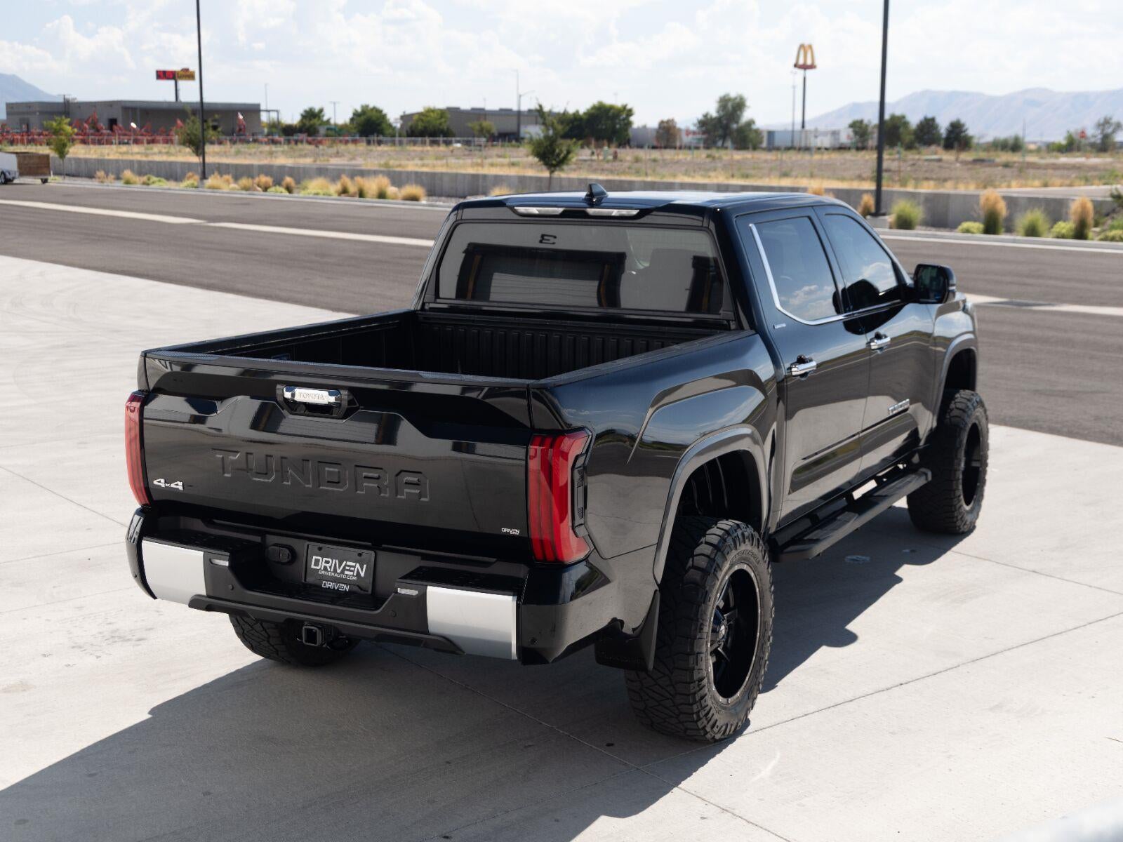 2023 Toyota Tundra Limited Hybrid