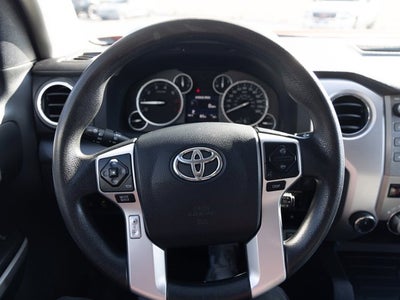 2017 Toyota Tundra 4WD SR5 5.7L V8