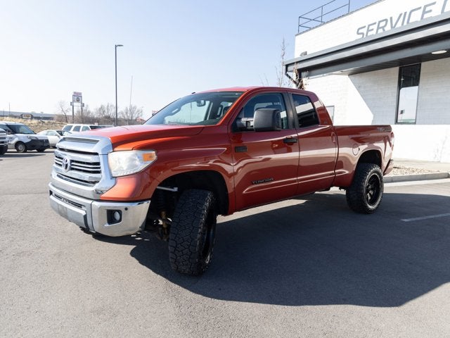 2017 Toyota Tundra 4WD SR5 5.7L V8