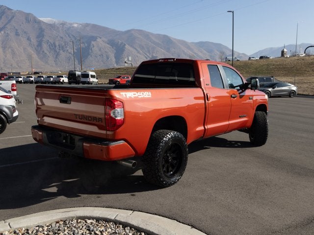 2017 Toyota Tundra 4WD SR5 5.7L V8