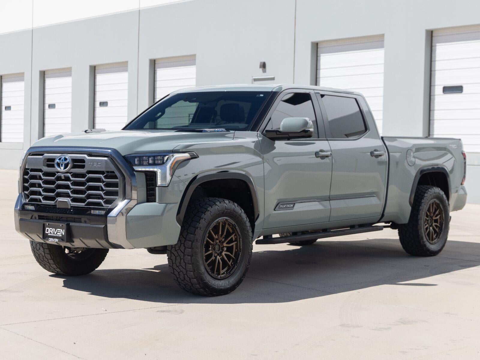 2024 Toyota Tundra Platinum HV