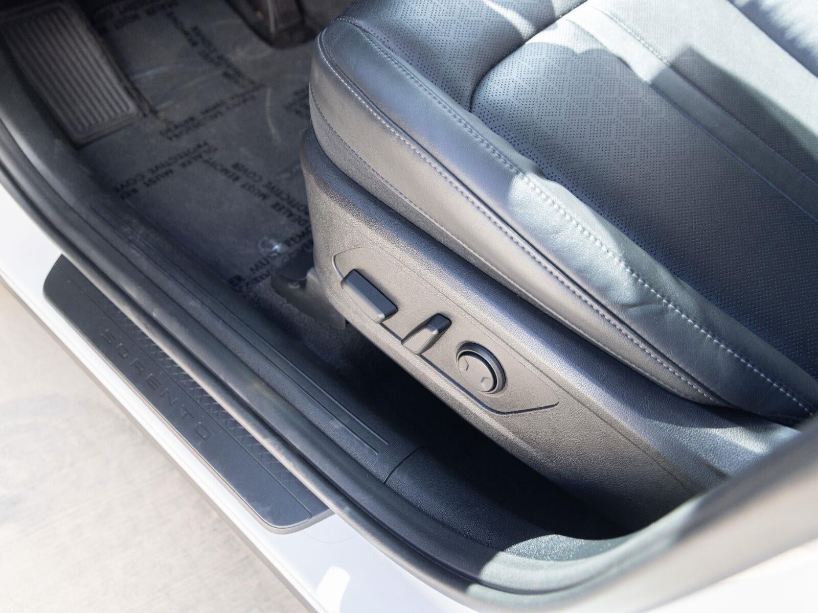 2022 Kia Sorento X-Line S