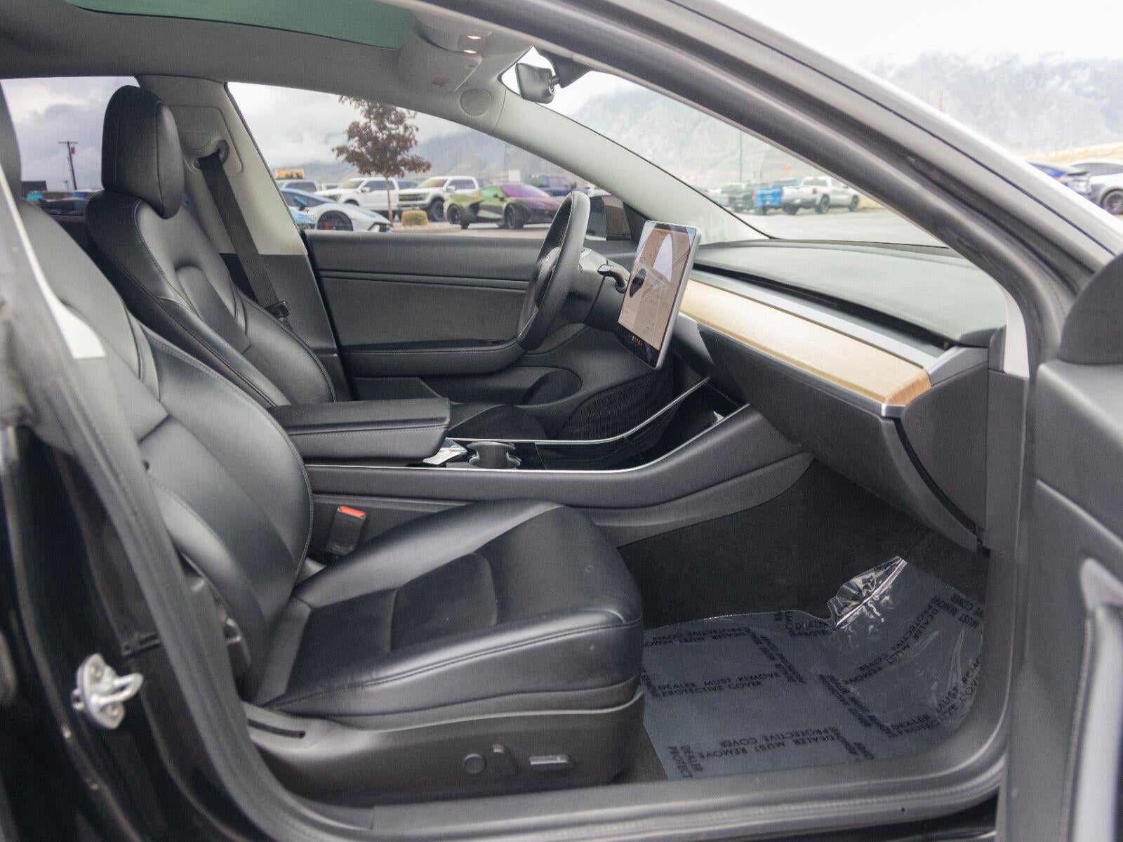 2020 Tesla Model 3 Performance