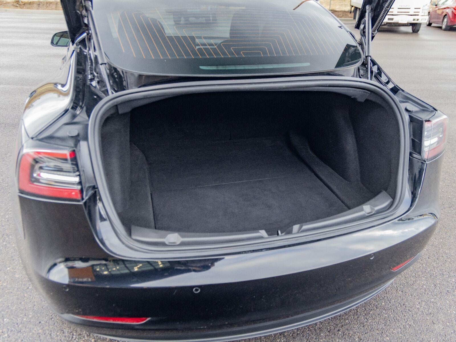2020 Tesla Model 3 Performance