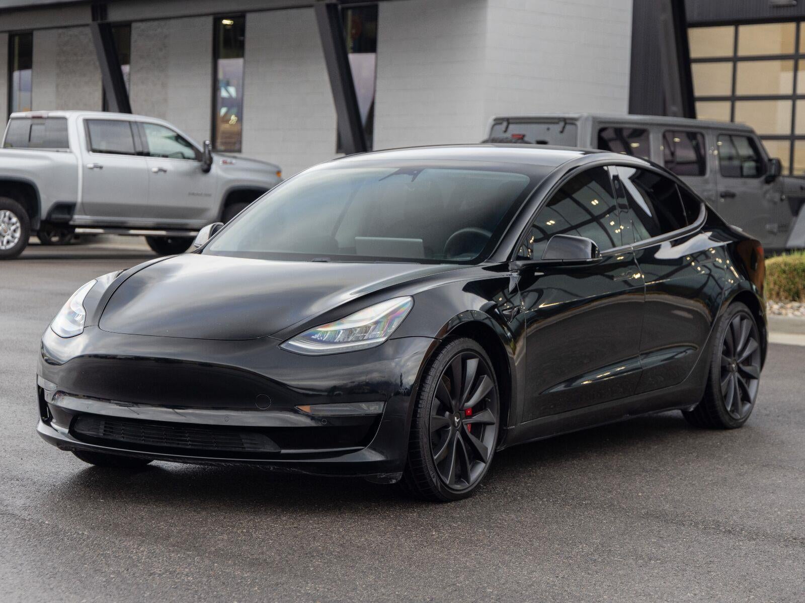 2020 Tesla Model 3 Performance