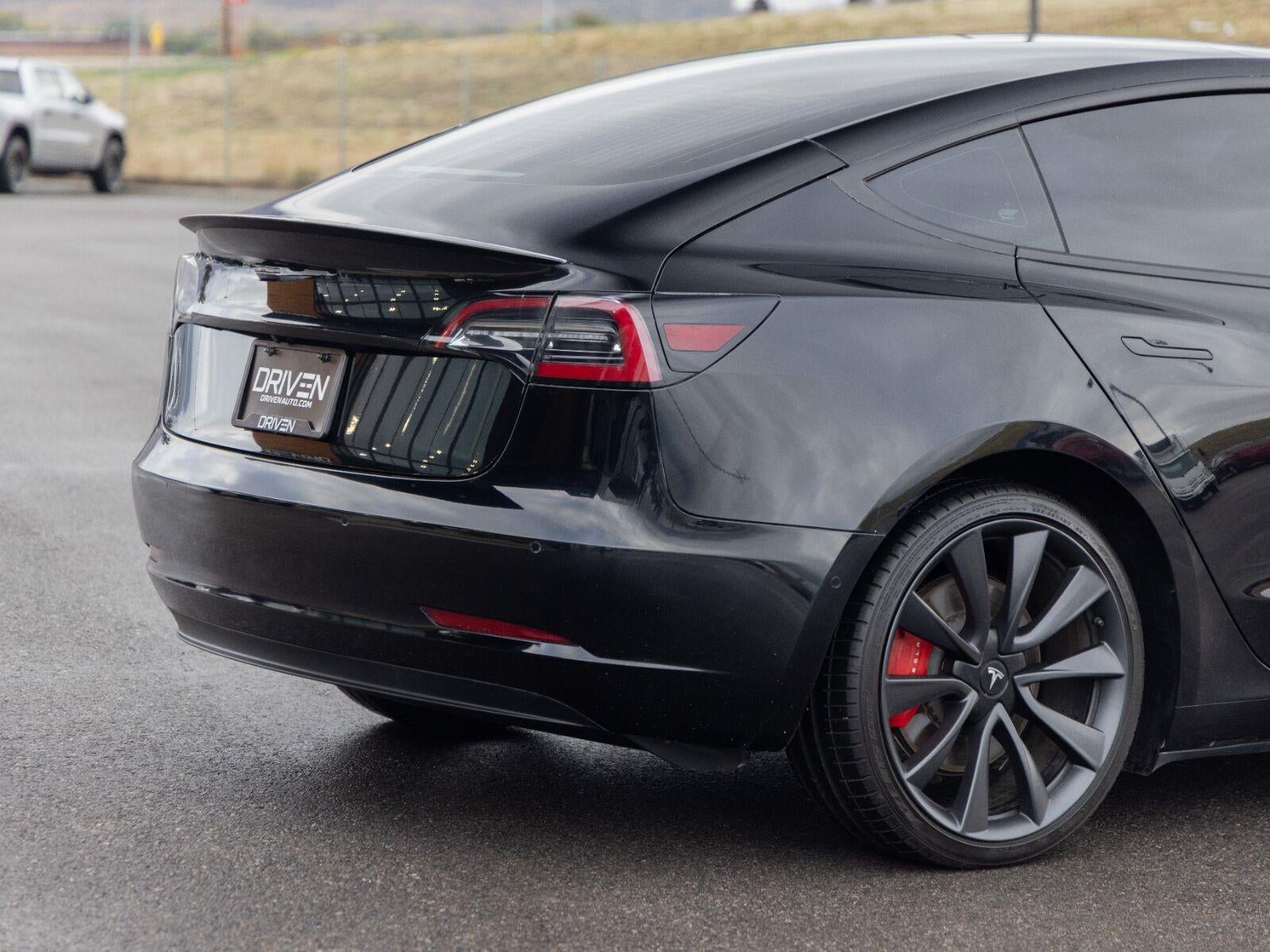 2020 Tesla Model 3 Performance