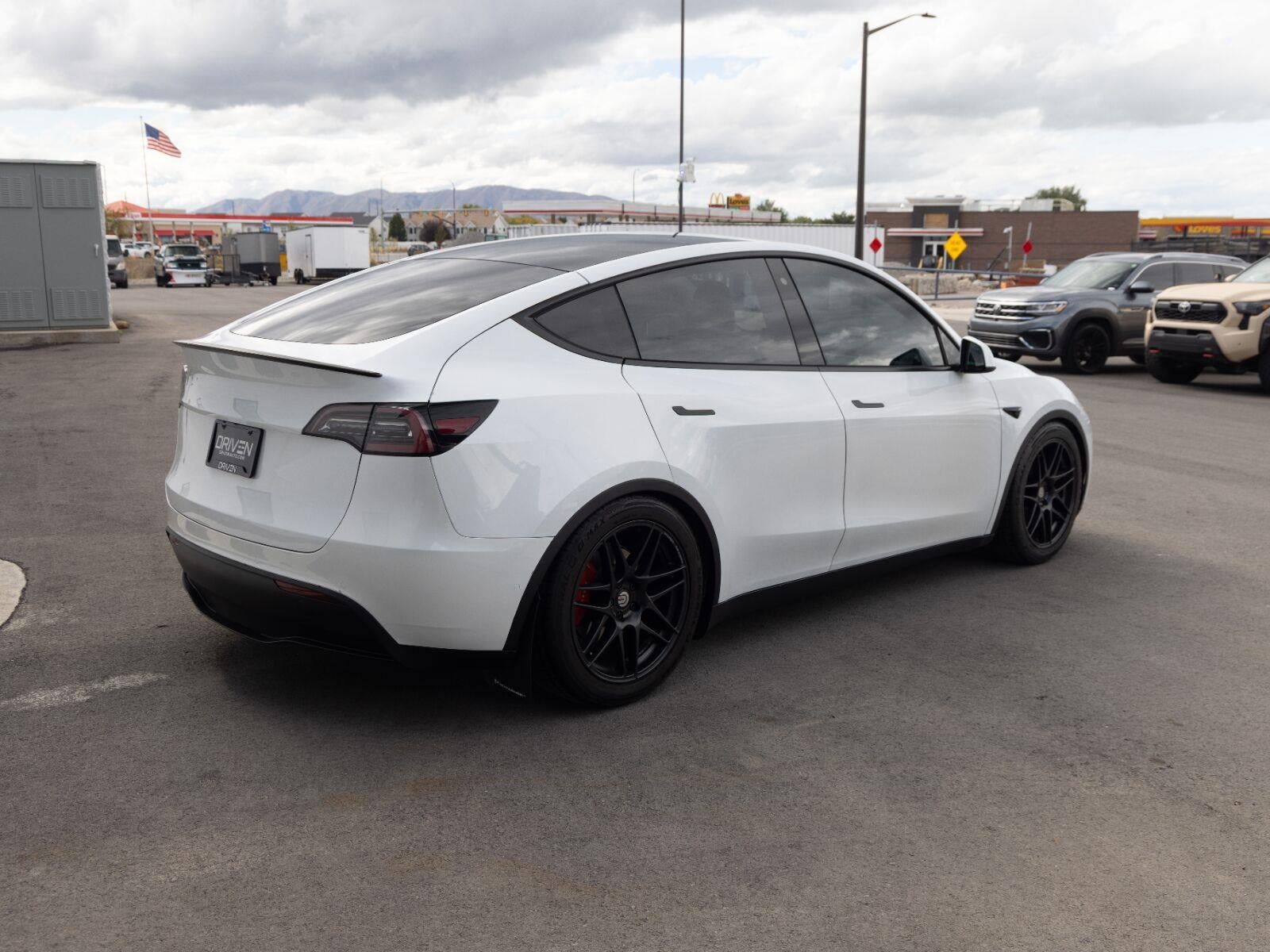 2020 Tesla Model Y Performance