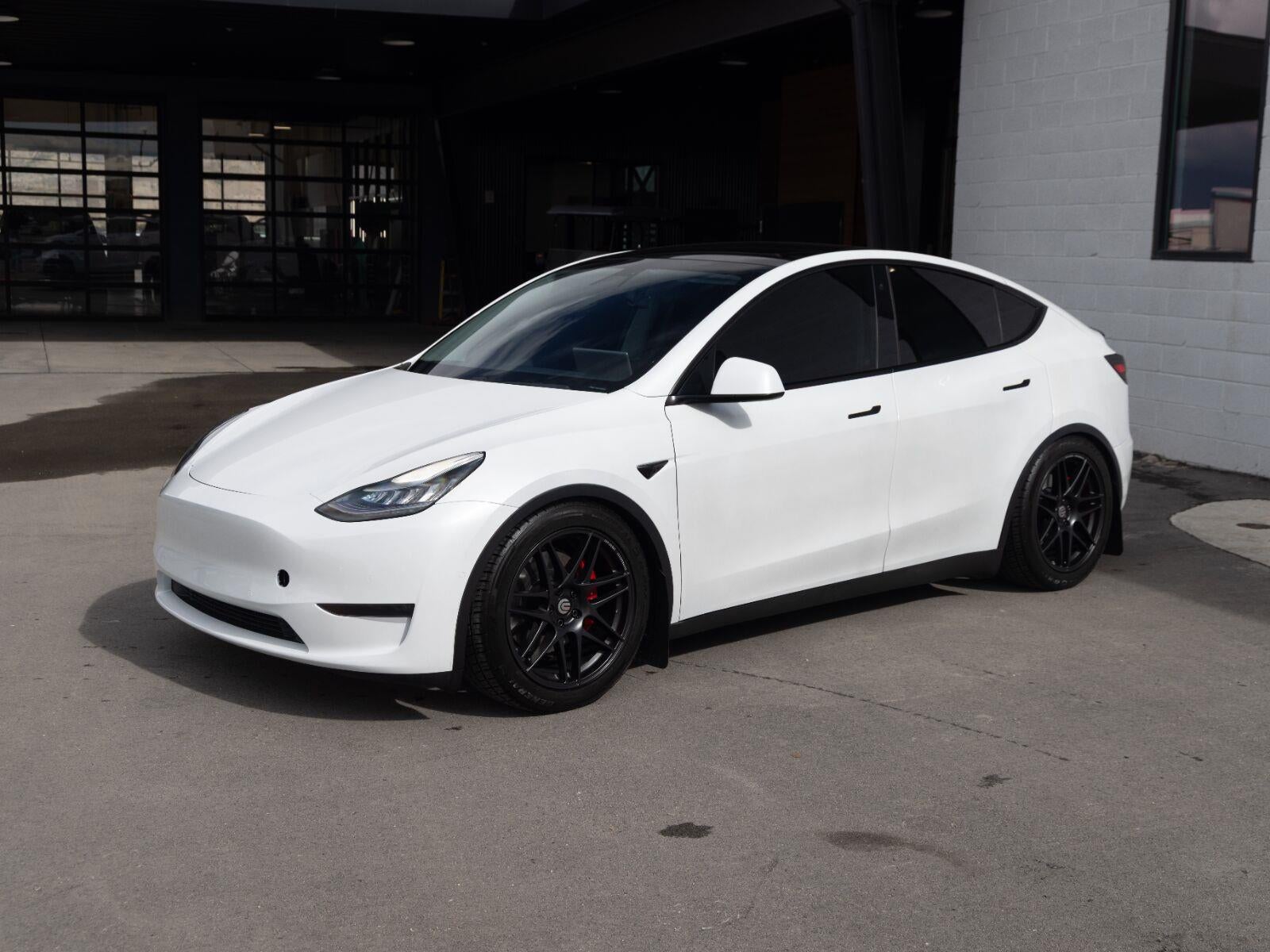 2020 Tesla Model Y Performance